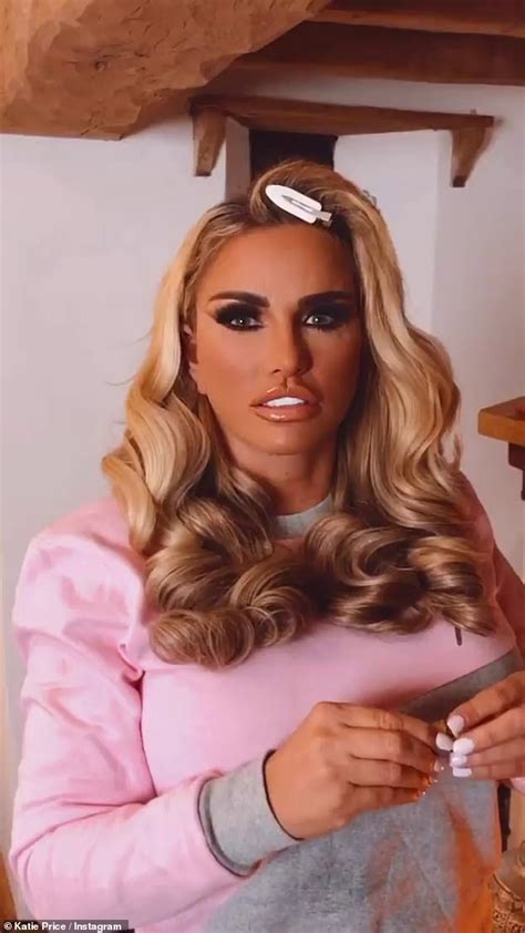 katie price onlyfans nude|Katie Price shares first OnlyFans nude while fiancé Carl Woods。